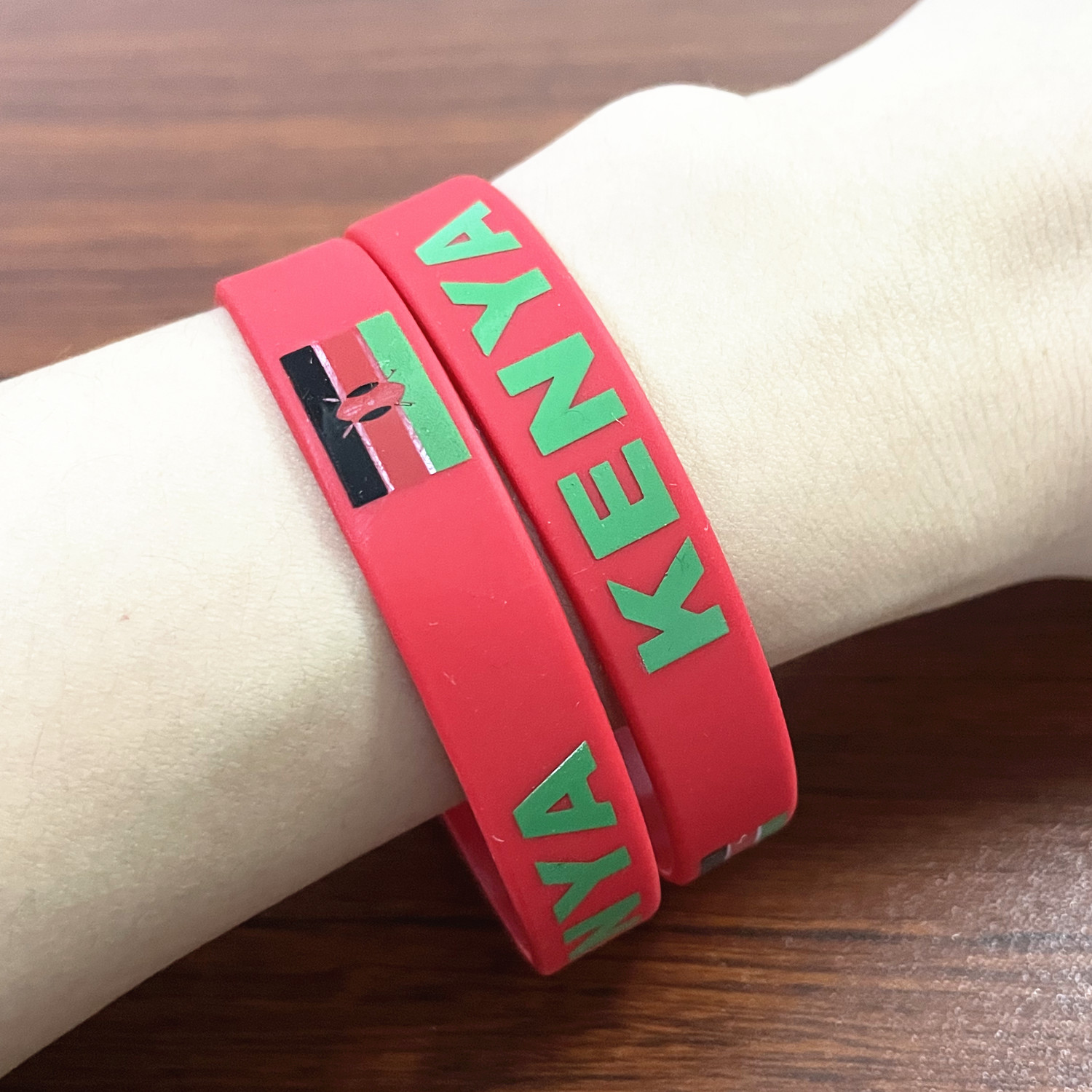 2pcs Kenya Silicone Bracelets  - Men Accessories Kenya 评论和价格