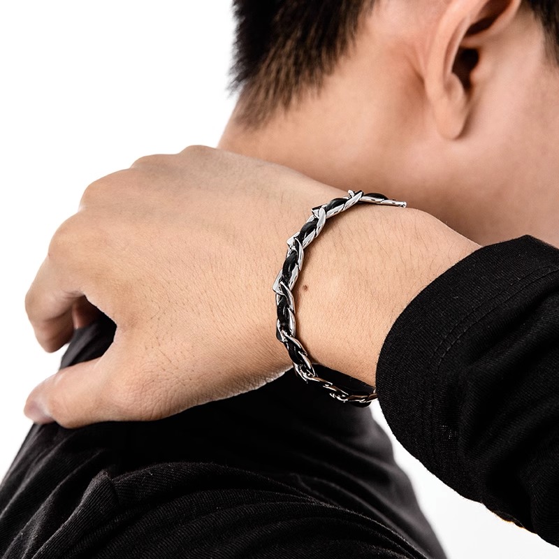 Trendy Titanium Steel Leather  - Men'S Accessories High End 评论和价格